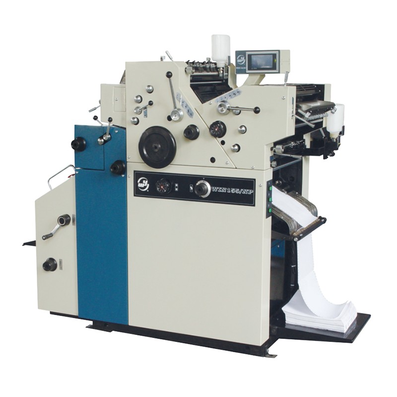 15,5-tums datoriserad formtryckpress med variabel överhoppningsfunktion